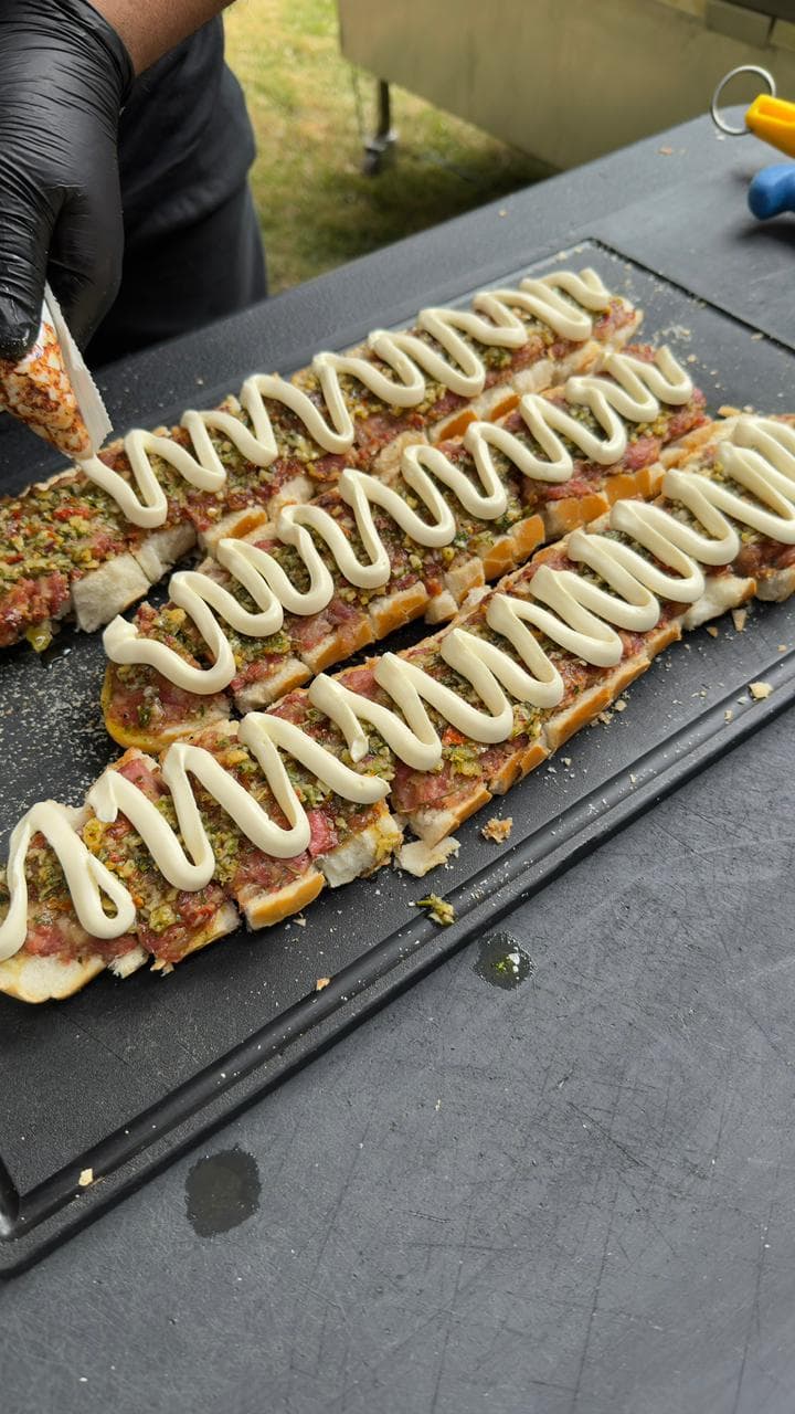 Choripán servido em evento